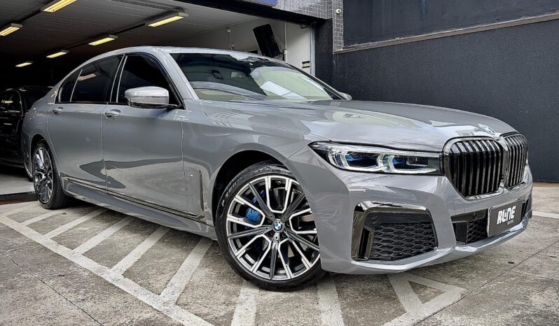 BMW 745LE M SPORT 3.0 TWINPOWER HÍBRIDO 2021 BLINDADO CARBON full