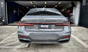 BMW 745LE M SPORT 3.0 TWINPOWER HÍBRIDO 2021 BLINDADO CARBON full