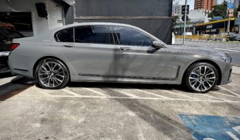 BMW 745LE M SPORT 3.0 TWINPOWER HÍBRIDO 2021 BLINDADO CARBON full
