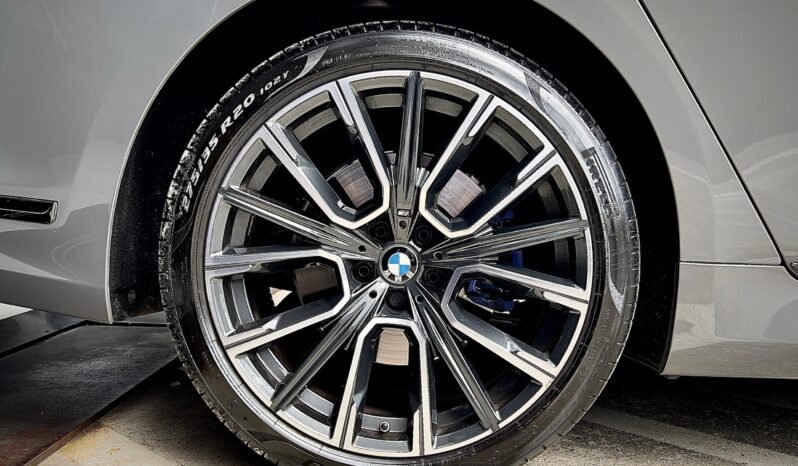 BMW 745LE M SPORT 3.0 TWINPOWER HÍBRIDO 2021 BLINDADO CARBON full