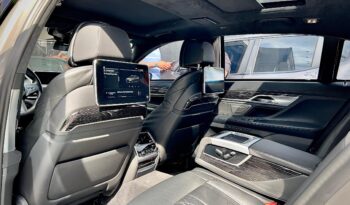 BMW 745LE M SPORT 3.0 TWINPOWER HÍBRIDO 2021 BLINDADO CARBON full