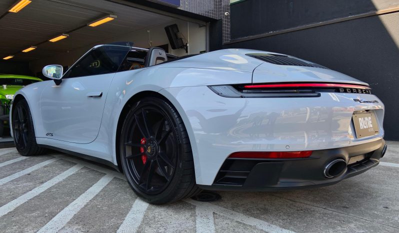 PORSCHE 911 CARRERA 4 GTS CABRIOLET 2024 full