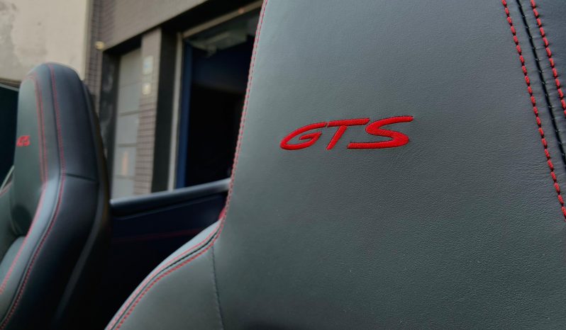 PORSCHE 911 CARRERA 4 GTS CABRIOLET 2024 full
