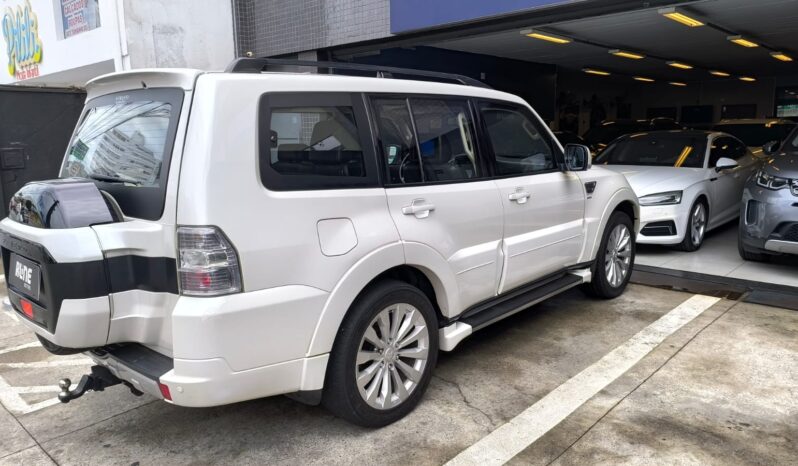 MITSUBISHI PAJERO FULL HPE 3.2 DIESEL – BLINDADA – 2017 full