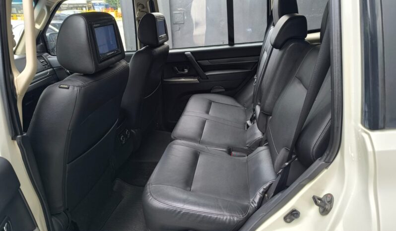 MITSUBISHI PAJERO FULL HPE 3.2 DIESEL – BLINDADA – 2017 full