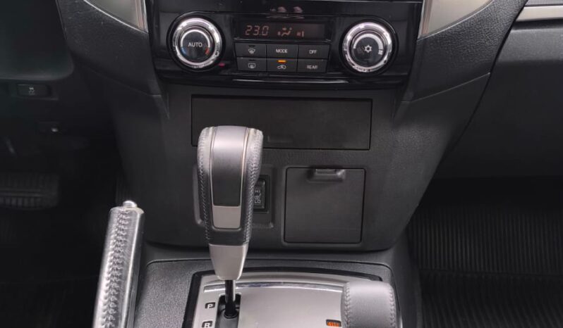 MITSUBISHI PAJERO FULL HPE 3.2 DIESEL – BLINDADA – 2017 full