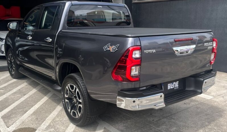 TOYOTA HILUX 2.8 D-4D TURBO DIESEL SRX BLINDADO 2026 full