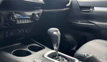 TOYOTA HILUX 2.8 D-4D TURBO DIESEL SRX BLINDADO 2026 full