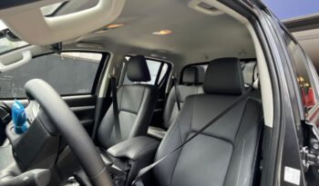 TOYOTA HILUX 2.8 D-4D TURBO DIESEL SRX BLINDADO 2026 full