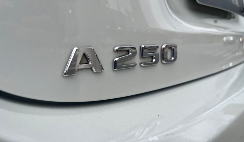 MERCEDES-BENZ A 250 2.0 CGI GASOLINA VISION 7G-DCT full