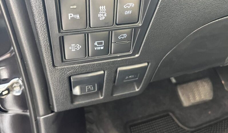 TOYOTA HILUX SW4 2.8 D-4D TURBO DIESEL DIAMOND 7L 4X4 AUTOMÁTICO full