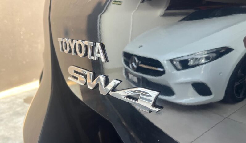 TOYOTA HILUX SW4 2.8 D-4D TURBO DIESEL DIAMOND 7L 4X4 AUTOMÁTICO full