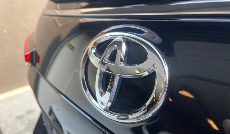 TOYOTA HILUX SW4 2.8 D-4D TURBO DIESEL DIAMOND 7L 4X4 AUTOMÁTICO full