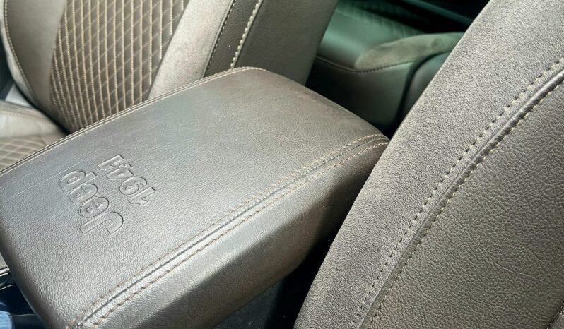 JEEP COMMANDER OVERLAND TD380 2.0 TURBO DIESEL AT9 – 2025 full