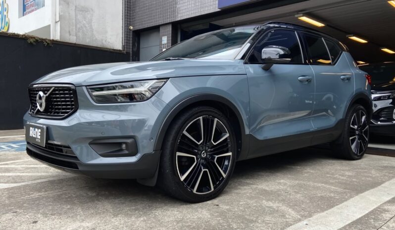 VOLVO XC40 2.0 T5 GASOLINA R-DESIGN AWD GEARTRONIC 2020 BLINDADO CARBON full