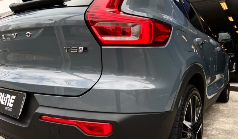 VOLVO XC40 2.0 T5 GASOLINA R-DESIGN AWD GEARTRONIC 2020 BLINDADO CARBON full